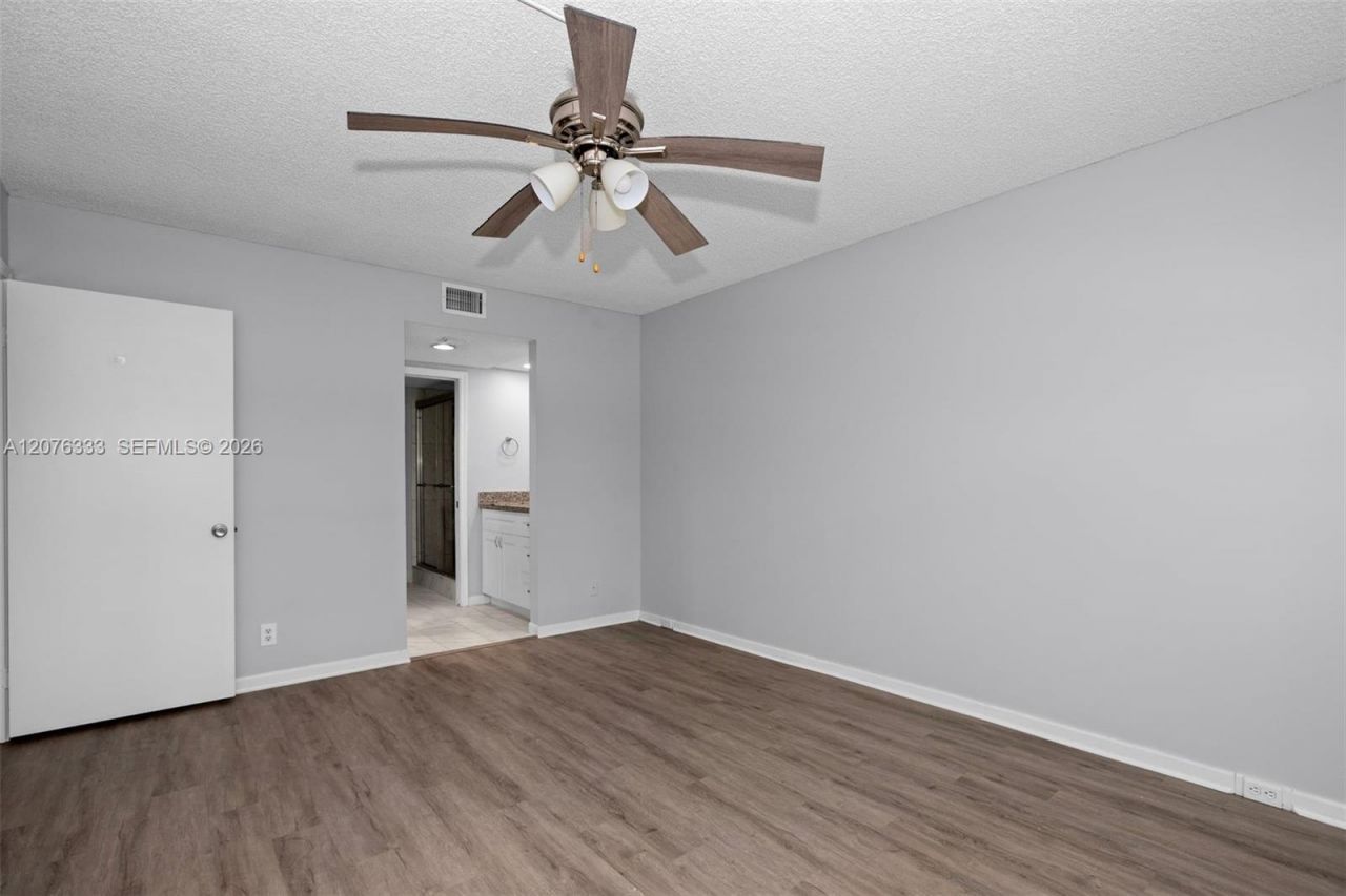 901 SW 128th Ter, Unit 212A, Pembroke Pines, FL 33027 Photo