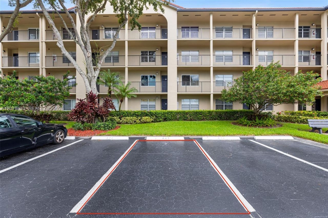 901 SW 128th Ter, Unit 212A, Pembroke Pines, FL 33027 Photo