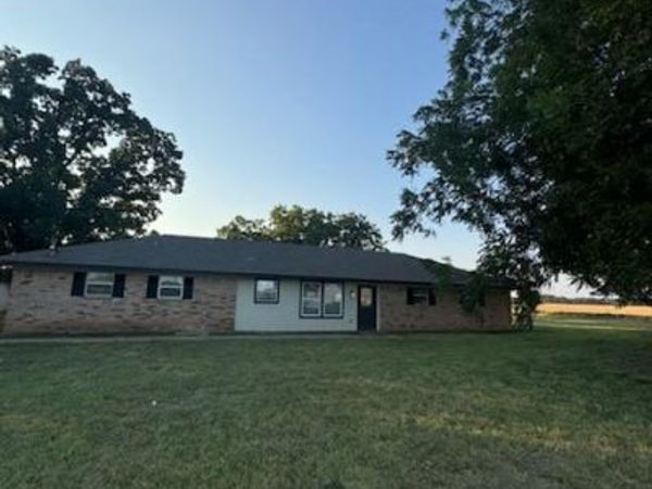 1401 Fm 1243, Brandon, TX 76628