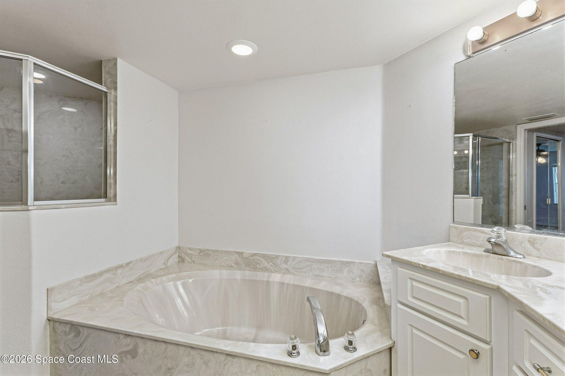 800 Del Rio Way , Unit 402, Merritt Island, FL 32953 Photo