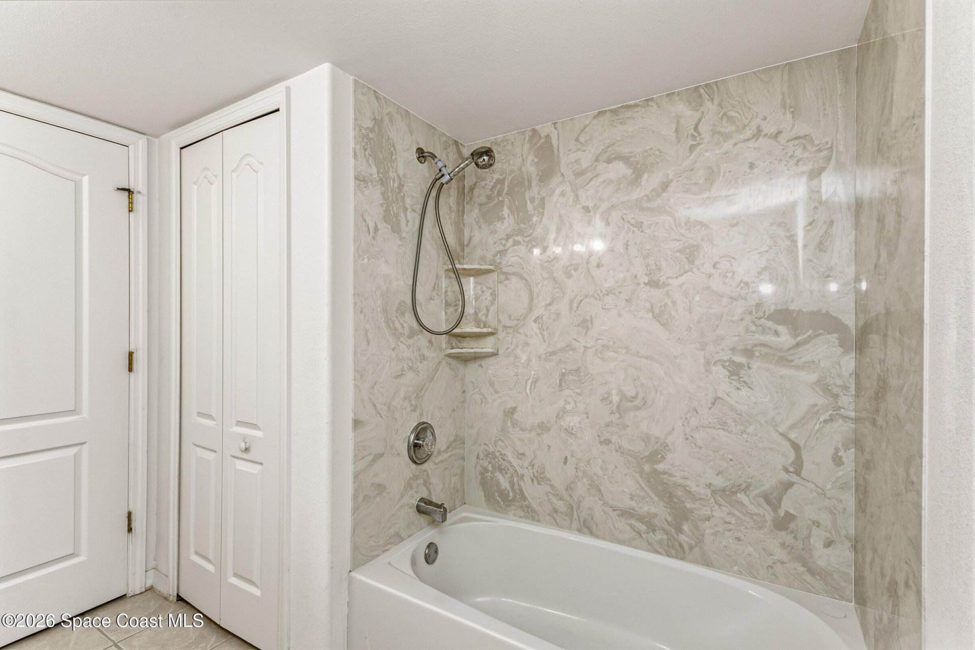 800 Del Rio Way , Unit 402, Merritt Island, FL 32953 Photo