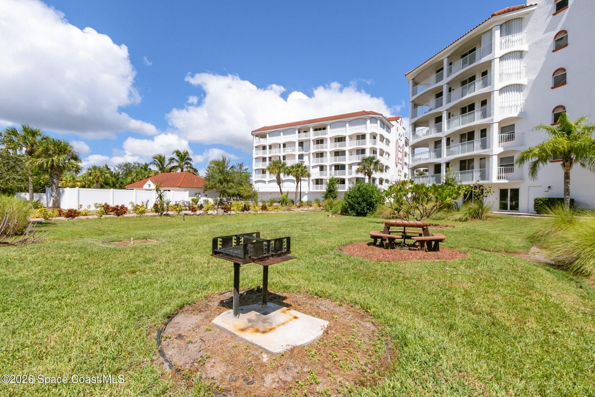 800 Del Rio Way , Unit 402, Merritt Island, FL 32953 Photo