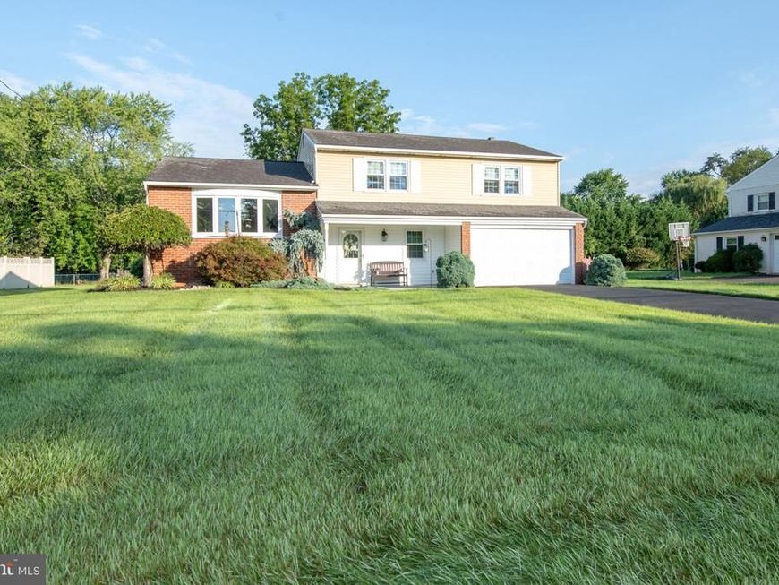 522 Fairhill Drive, Churchville, PA 18966 Main Photo