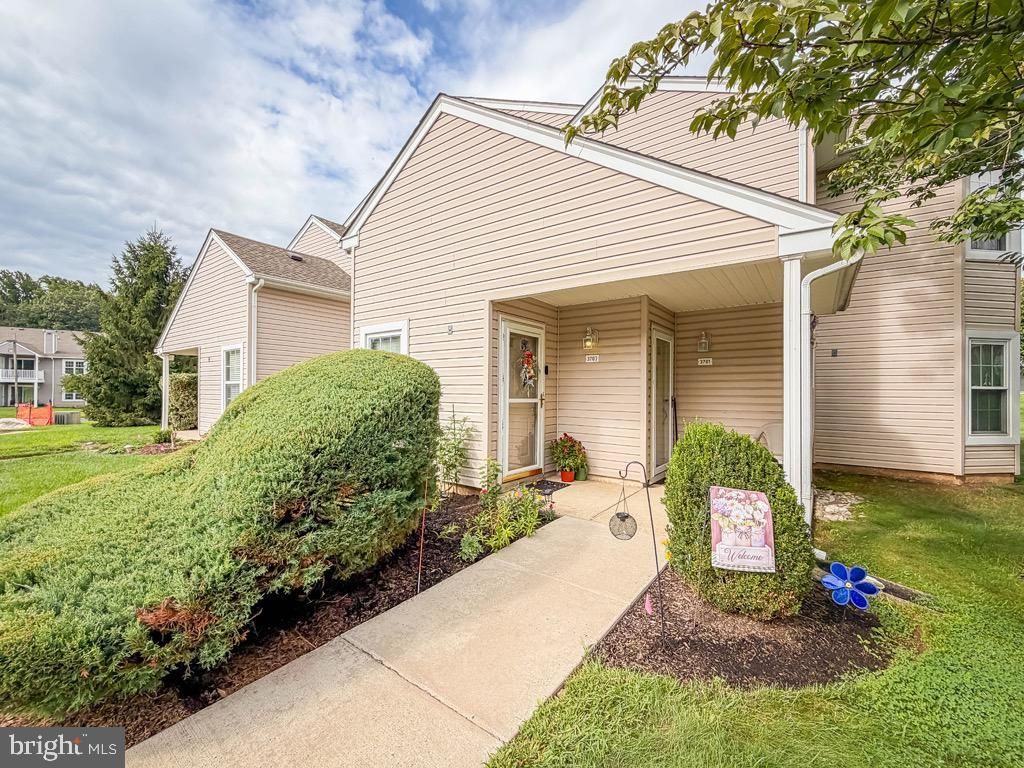 3703 BENNETT, HOLLAND, PA 18966
