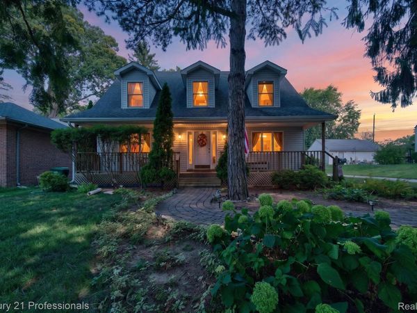 32120 Leona Street, Garden, Mi 48135