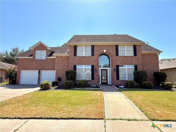 311 Charleston Drive , Victoria, TX 77904