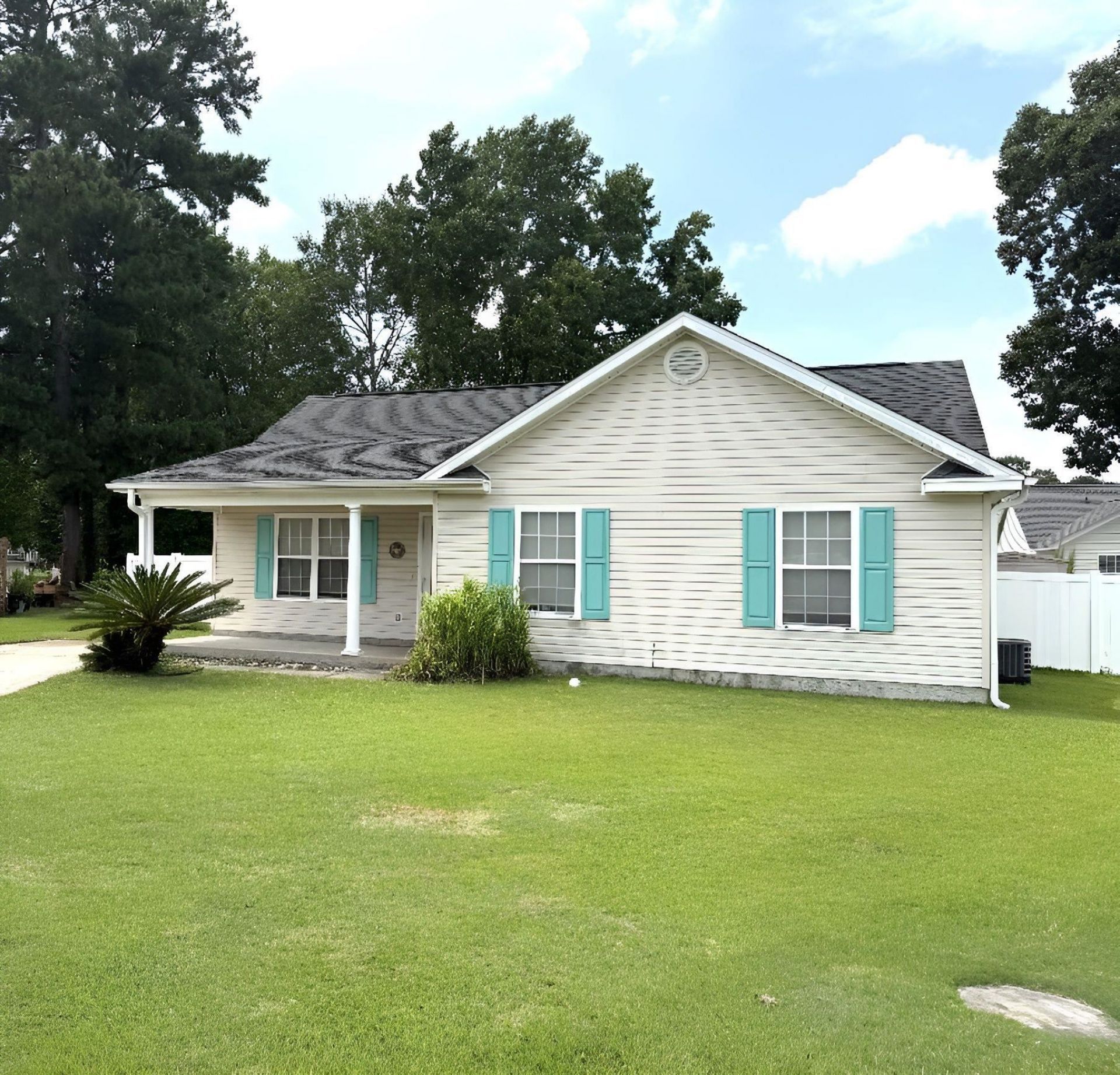 323 Kildare Ct. Photo 3