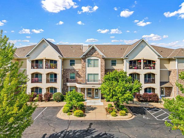 15570 Linnet Street NW, Unit 2-102, Andover, MN 55304