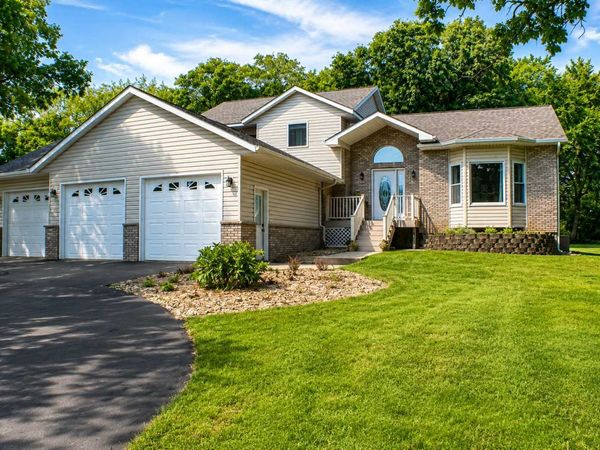 15665 Century Estates Circle, Cold Spring, MN 56320