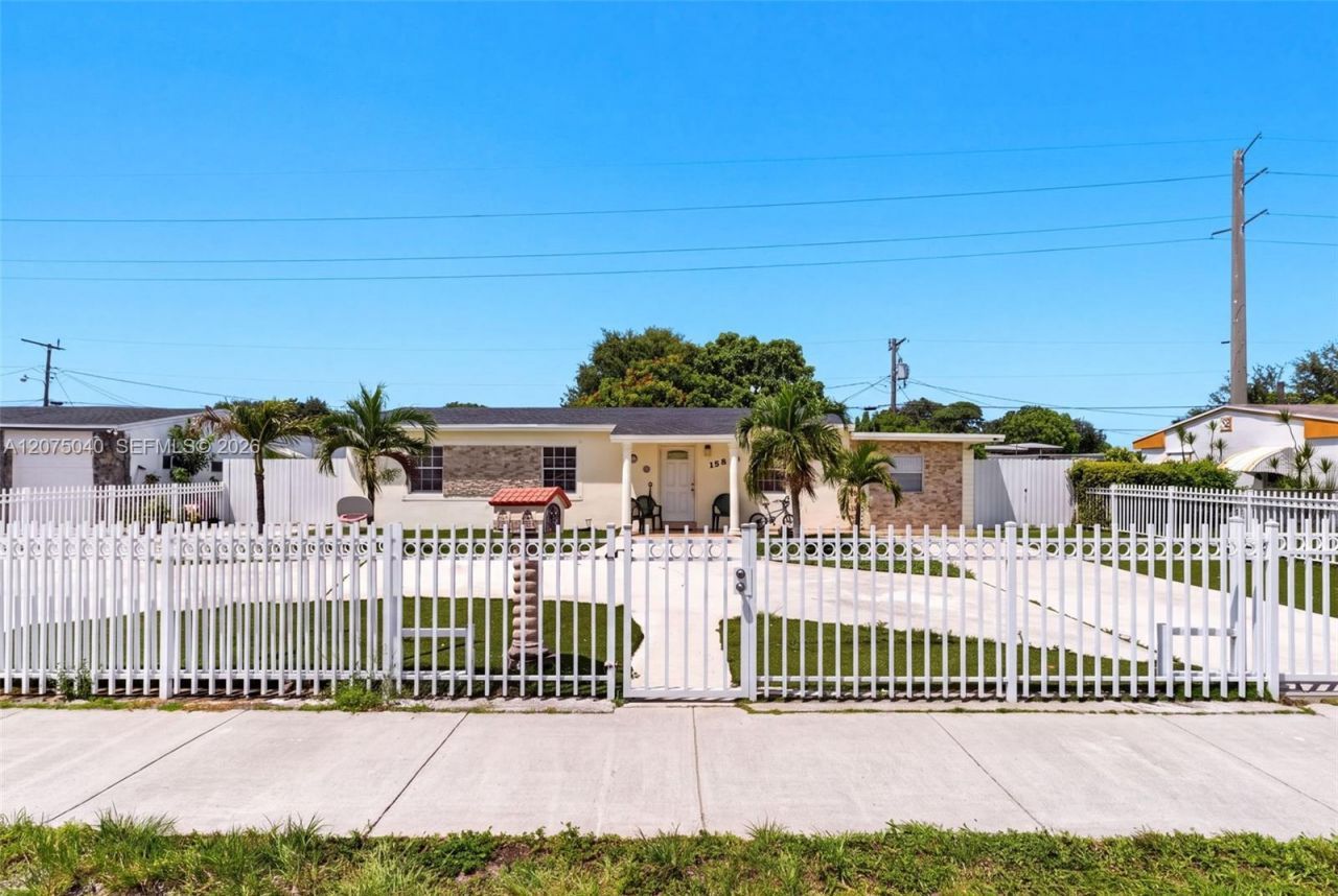 15850 NW 18th Pl, Miami Gardens, FL 33054 Main Photo