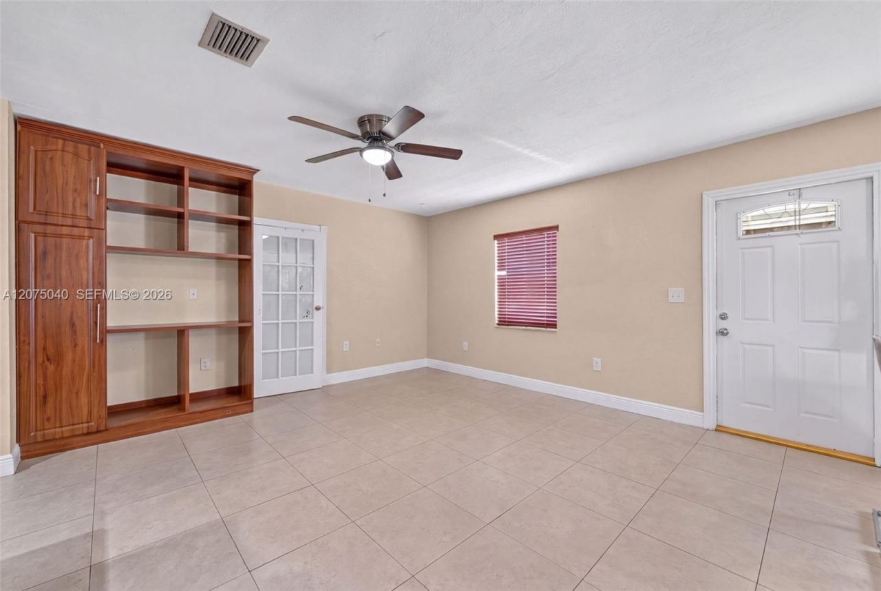 15850 NW 18th Pl, Miami Gardens, FL 33054 Photo