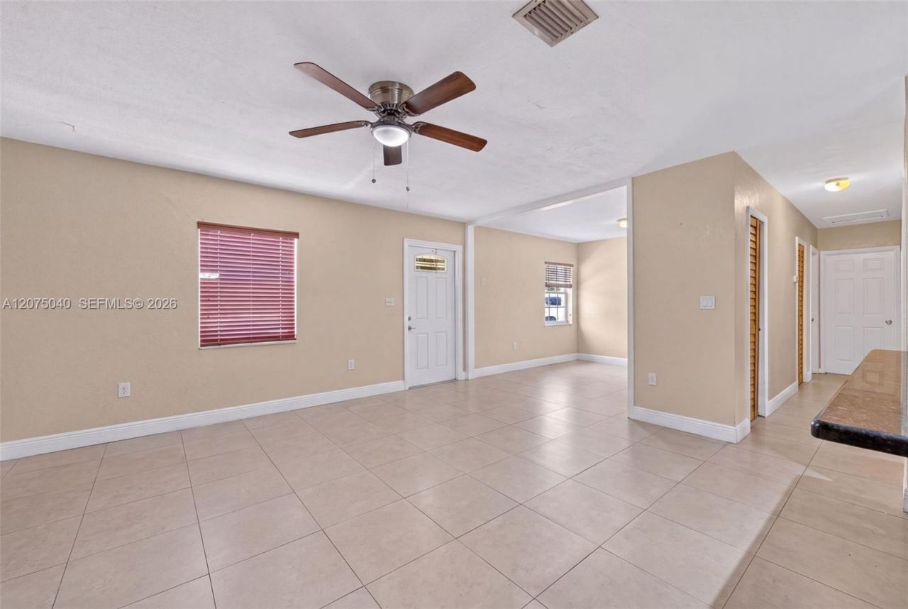 15850 NW 18th Pl, Miami Gardens, FL 33054 Photo