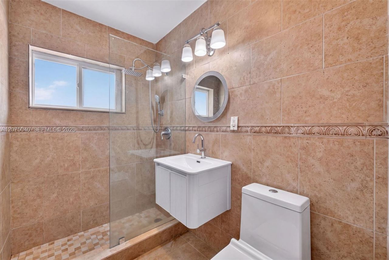 15850 NW 18th Pl, Miami Gardens, FL 33054 Photo