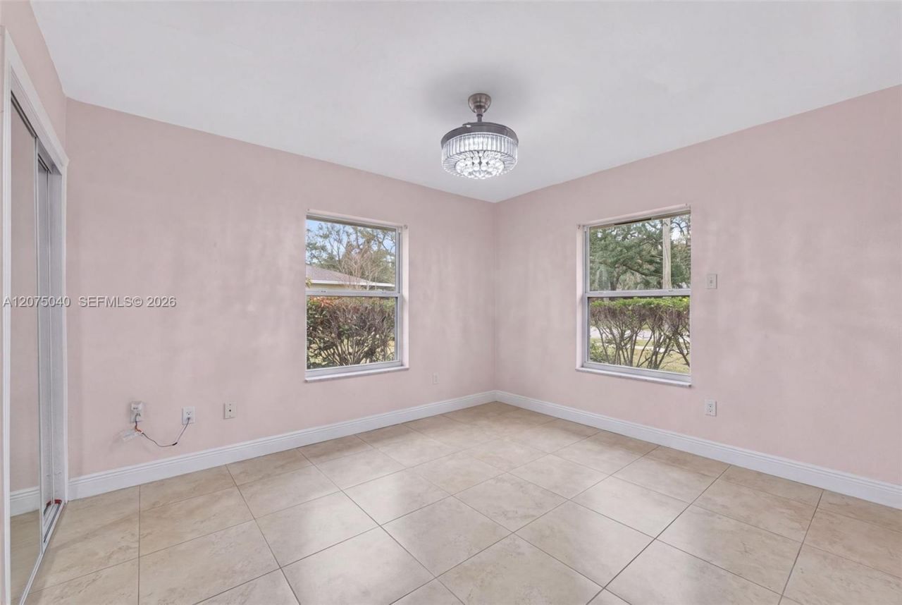 15850 NW 18th Pl, Miami Gardens, FL 33054 Photo