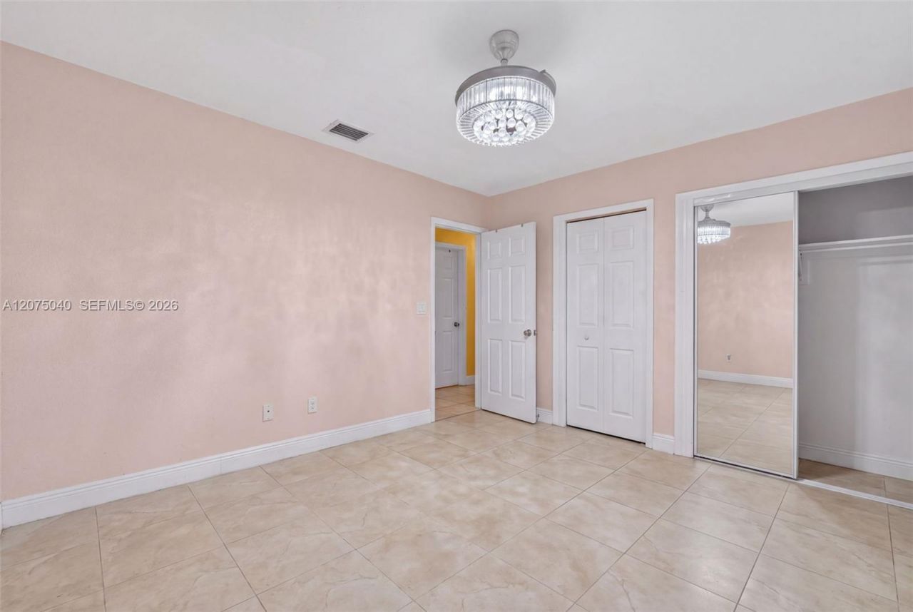 15850 NW 18th Pl, Miami Gardens, FL 33054 Photo