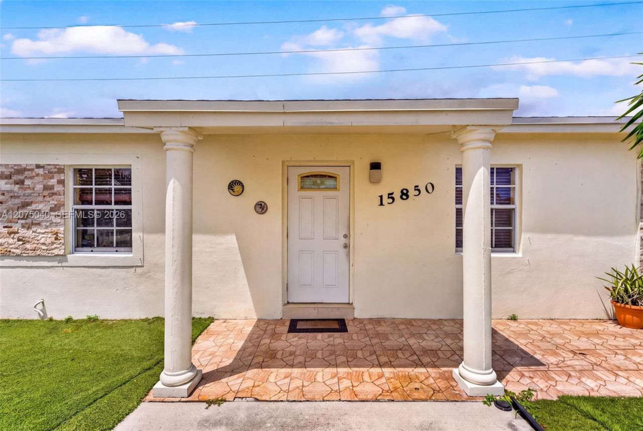 15850 NW 18th Pl, Miami Gardens, FL 33054 Photo
