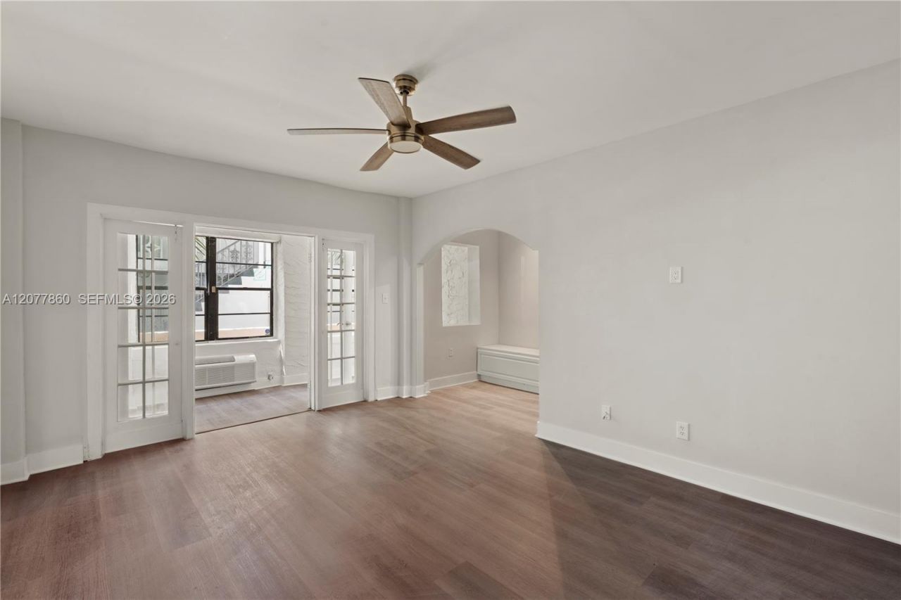 934 Michigan Ave, Unit 108, Miami Beach, FL 33139 Photo