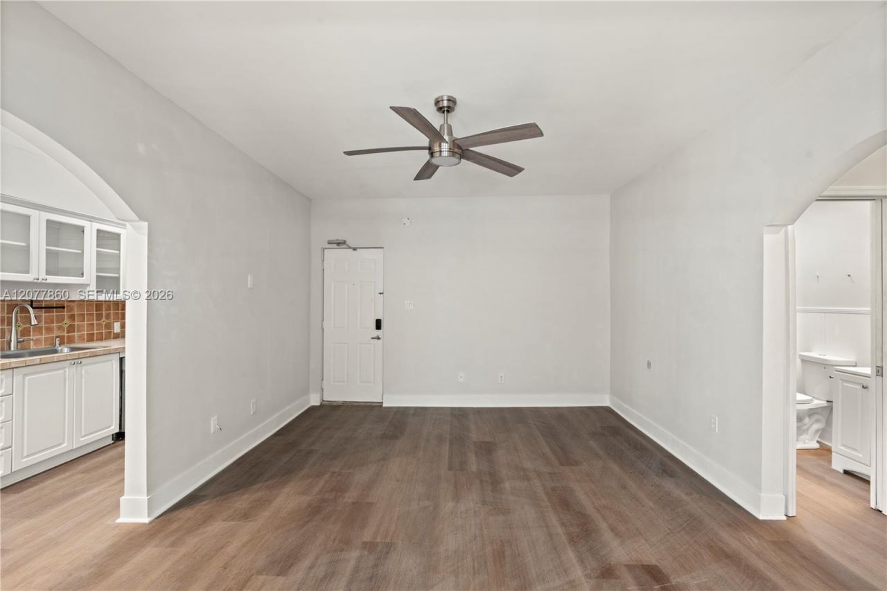 934 Michigan Ave, Unit 108, Miami Beach, FL 33139 Photo