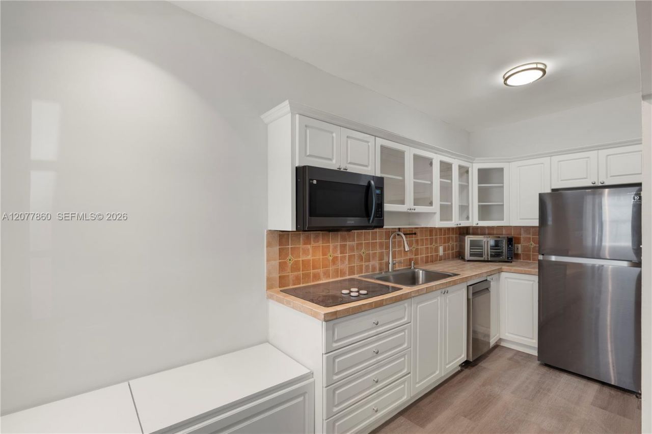 934 Michigan Ave, Unit 108, Miami Beach, FL 33139 Photo