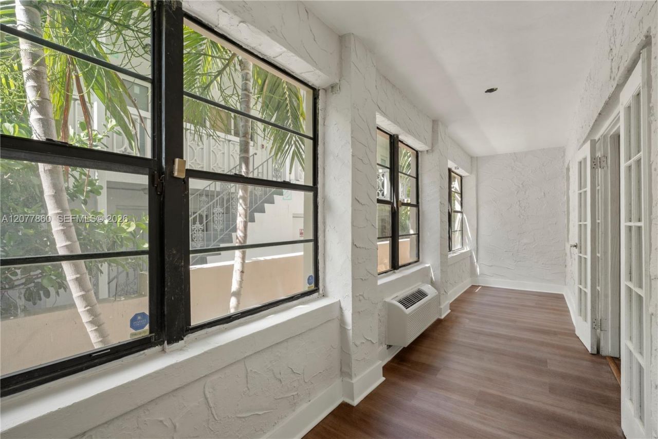 934 Michigan Ave, Unit 108, Miami Beach, FL 33139 Photo