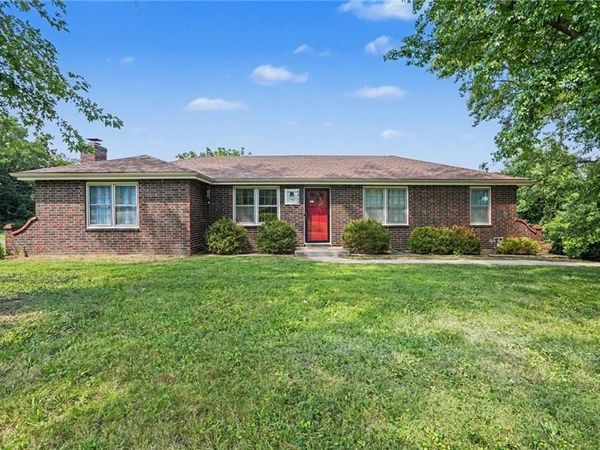 6412 County Line Road, Kansas City, KS 66106