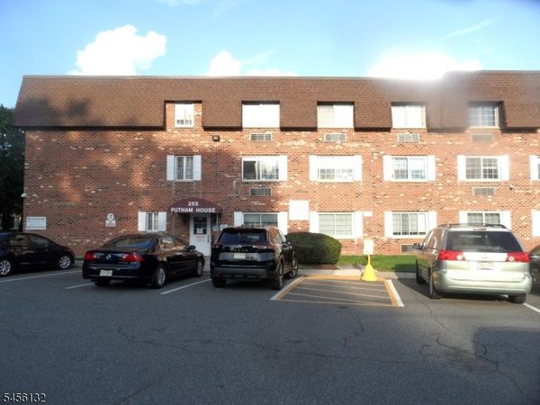 255 Tucker Ave, Union, NJ 07083