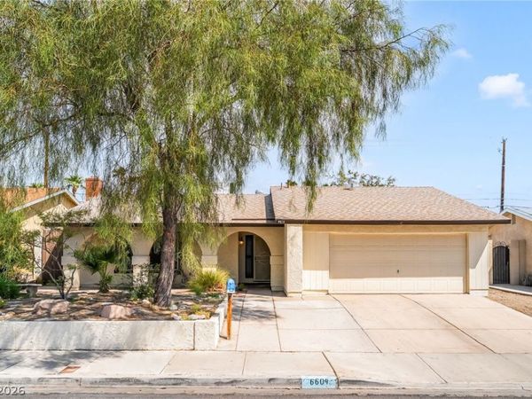 6604 Larchwood Lane , Las Vegas, NV 89103