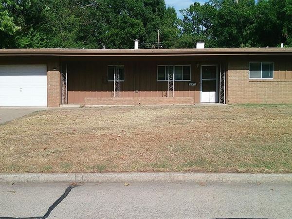 1621 Cinderella Avenue, Norman, OK 73072
