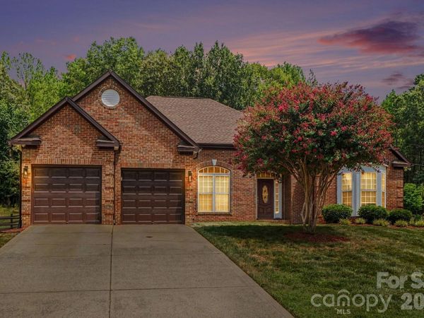 1523 Sweetgum Lane , Matthews, NC 28105