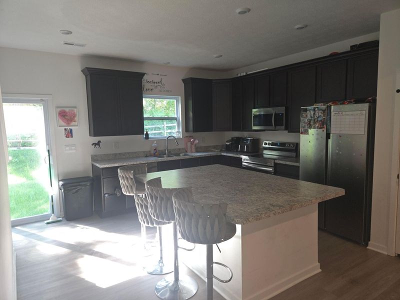 2803 Horsham Drive, Grove City, OH 43123 Photo 6