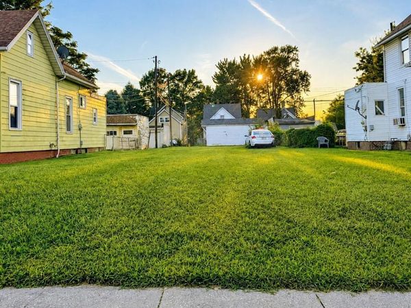 438 Langdon Street , Toledo, OH 43609