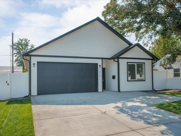 2616 E Wellesley Ave, Spokane, WA 99217