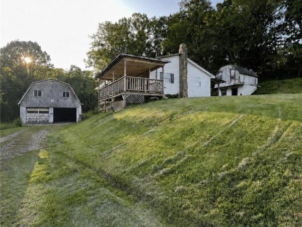 2275 N. Claylick Road, Ravenswood, WV 26164