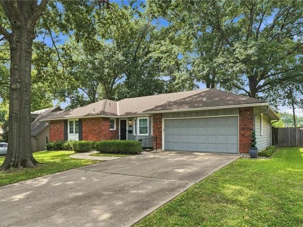 7228 Woodward Street, Overland Park, KS 66204