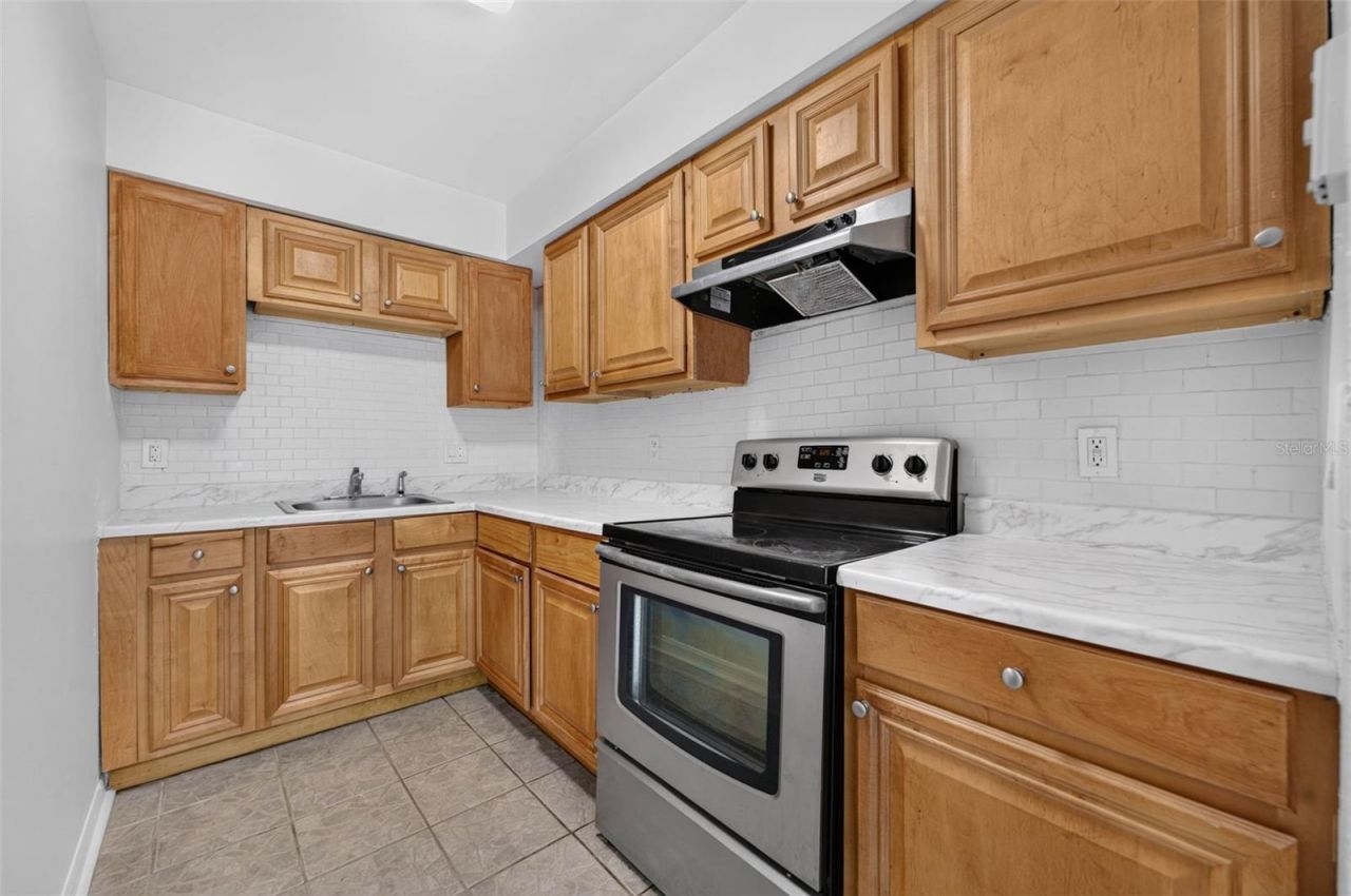 557 Verbena Court , Orlando, FL 32807 Photo