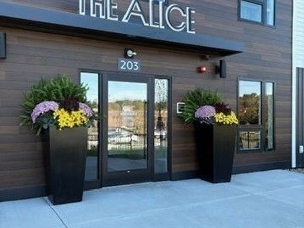 203 Lowell St., Unit 220, Wilmington, MA 01887