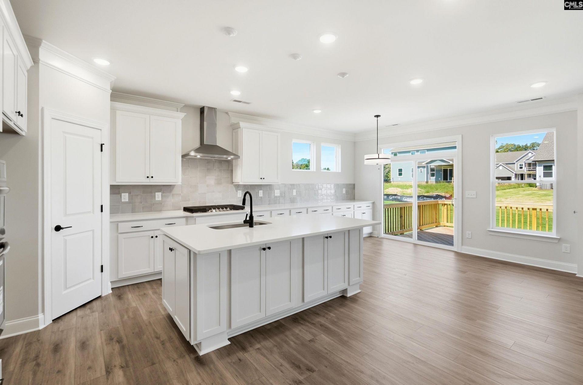 255 Lemon Tree Crossing Photo 4