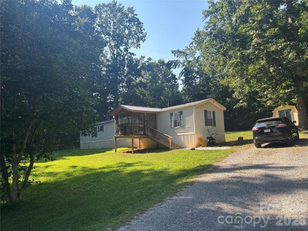 233 Starlight Drive , Lincolnton, NC 28092