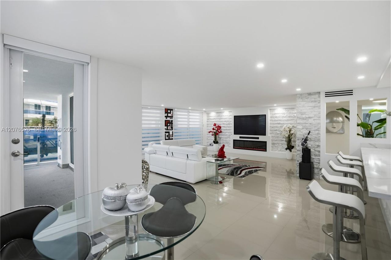 2751 S Ocean Dr, Unit 301S, Hollywood, FL 33019 Photo