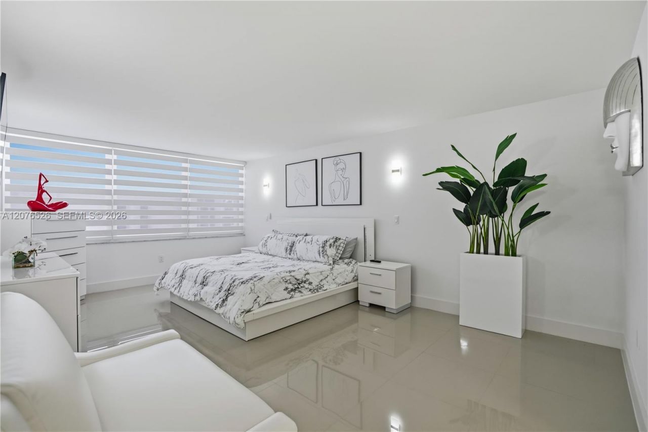 2751 S Ocean Dr, Unit 301S, Hollywood, FL 33019 Photo