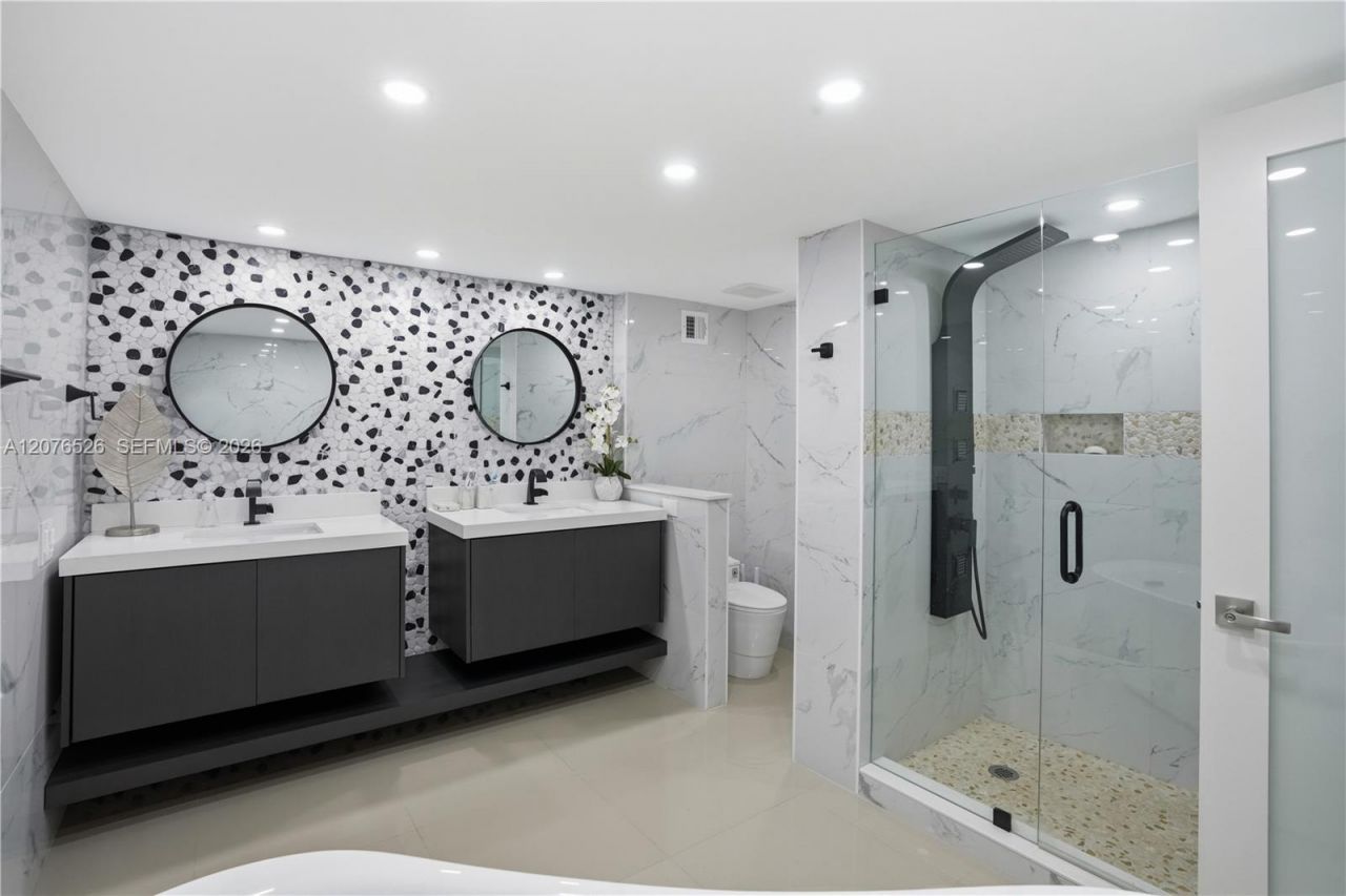 2751 S Ocean Dr, Unit 301S, Hollywood, FL 33019 Photo