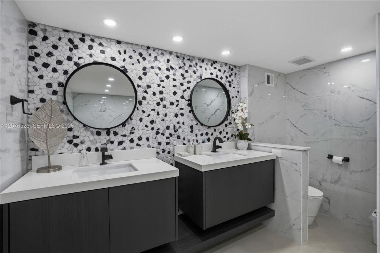 2751 S Ocean Dr, Unit 301S, Hollywood, FL 33019 Photo
