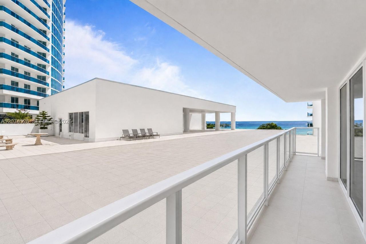 2751 S Ocean Dr, Unit 301S, Hollywood, FL 33019 Photo