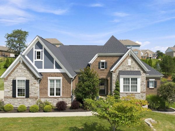 7174 Laurel Oaks Drive, West Chester, OH 45069
