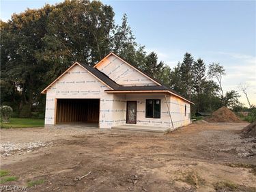 1108 Jennifer Drive, Dover, OH 44622