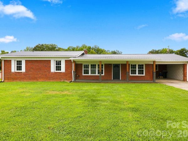 1664 Chase High Road , Forest City, NC 28043