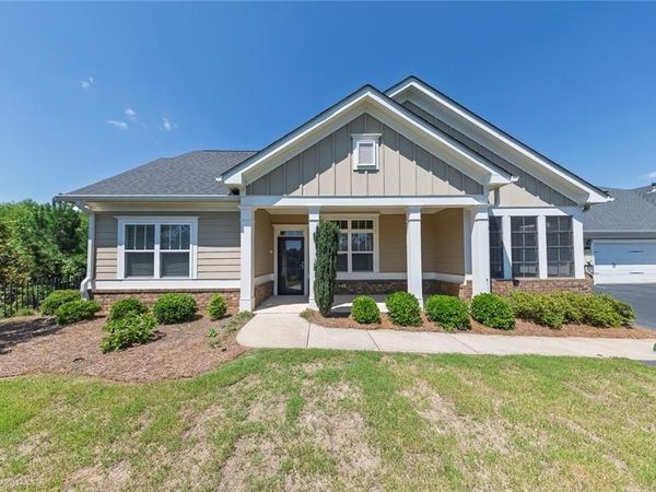 312 Cherokee Station Circle, Woodstock, GA 30188