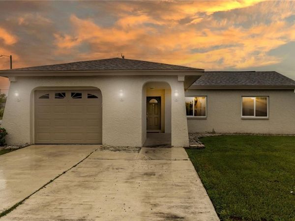4802 RIDGE POINT DRIVE , TAMPA, FL 33624