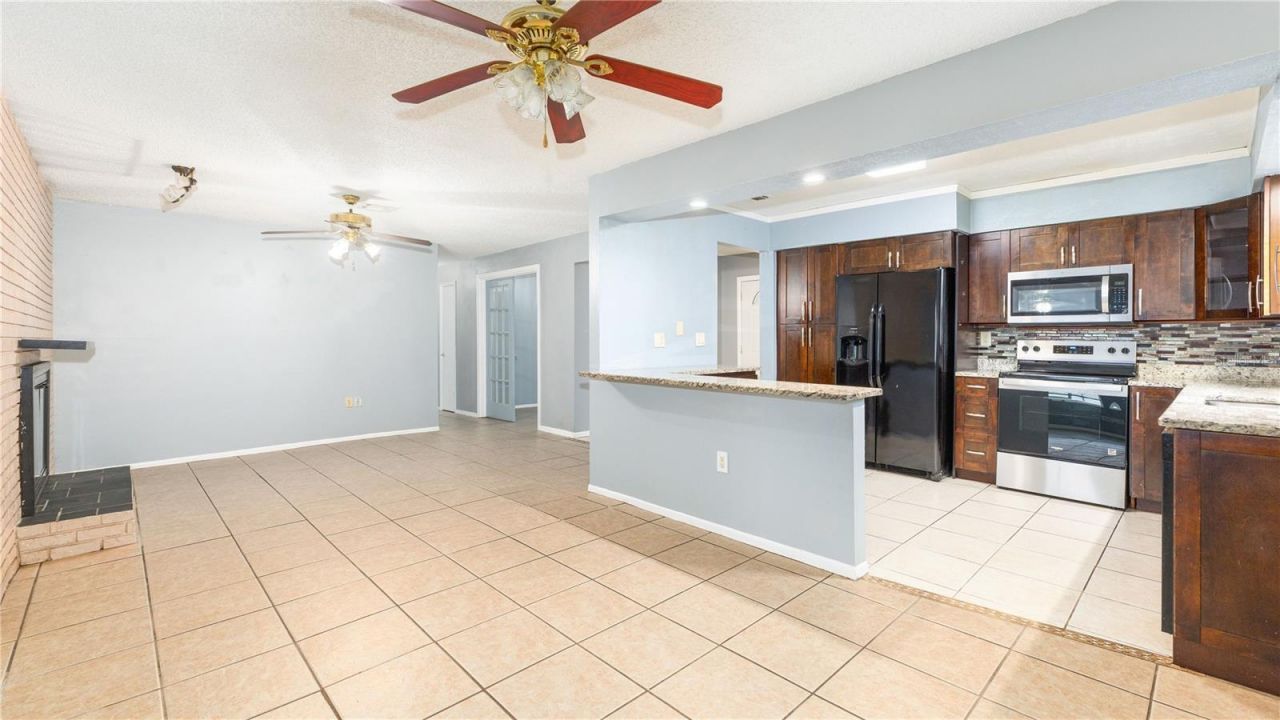 4802 Ridge Point Drive , Tampa, FL 33624 Photo
