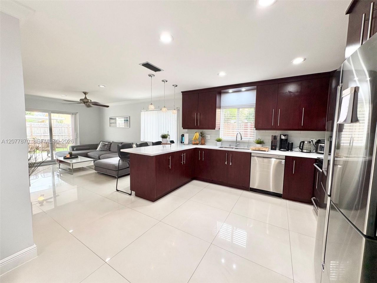 8541 NW 54th St, Fort Lauderdale, FL 33351 Photo